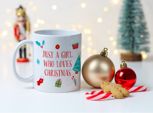 Just A Girl Who Loves Christmas Ceramic Mug